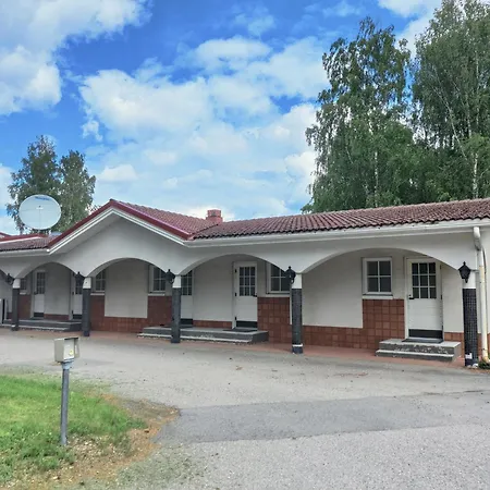Ravintola & Savon Sydaen 3* Varpaisjarvi